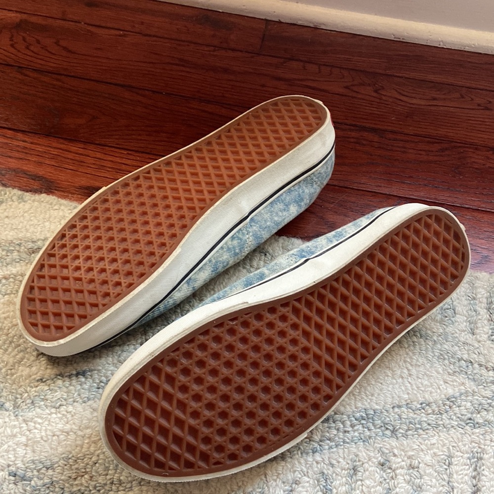 Vans Sneakers - Picture 2 of 4